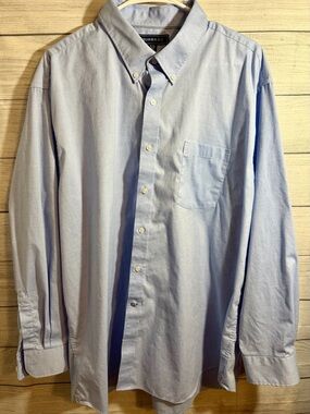 crown & ivy Light Blue Oxford Button-Down Shirt